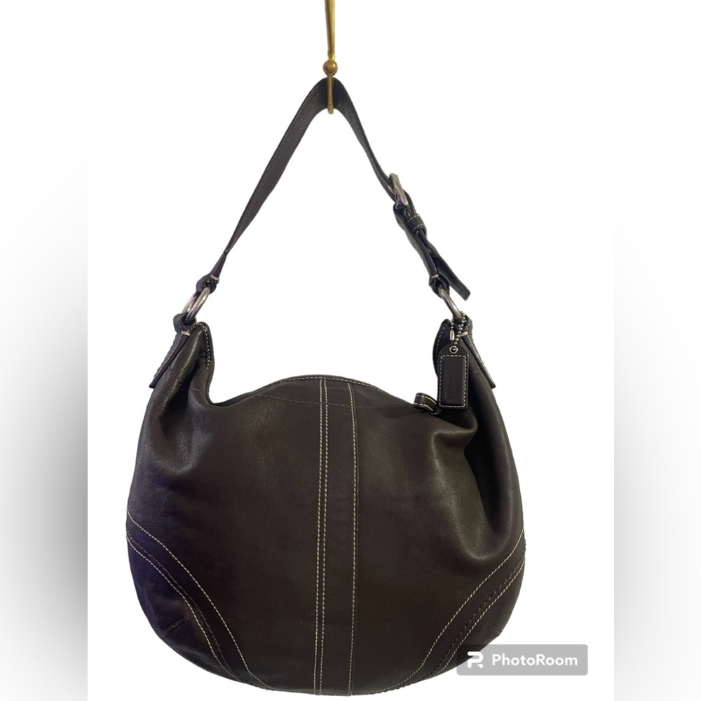 COACH SHOULDER BAG.
